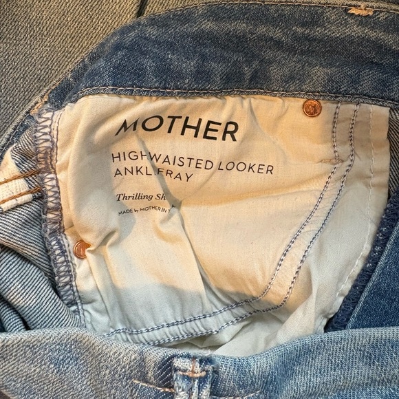MOTHER High Waisted Looker Ankle Fray Blue Jeans in Thrilling Shots - Picture 9 of 11